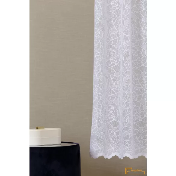 (2 méret) Barokkos jacquard kötött fényáteresztő függöny Bihar-310cm