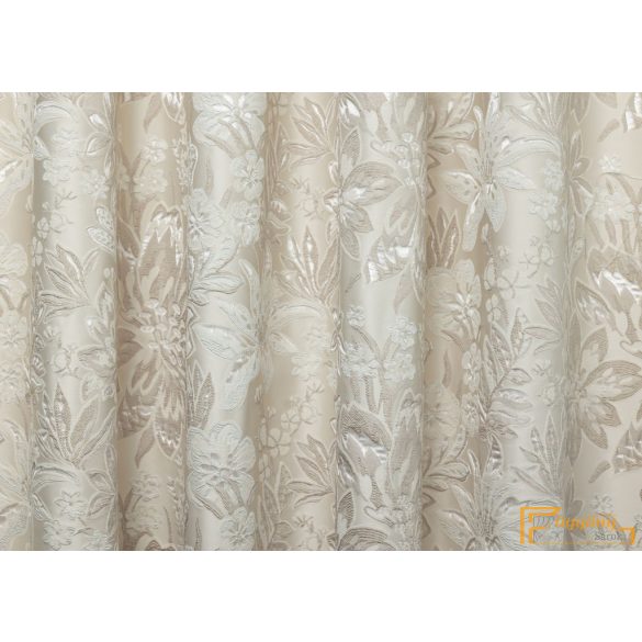 (6 szín) Meteora 3D mintával készült sötétítő függöny.305 cm. Bézs alapon bézs virág minta